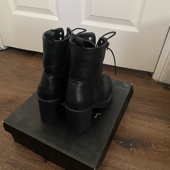 Black Lace-Up Block Heel Combat Boots - Picture 4 of 4